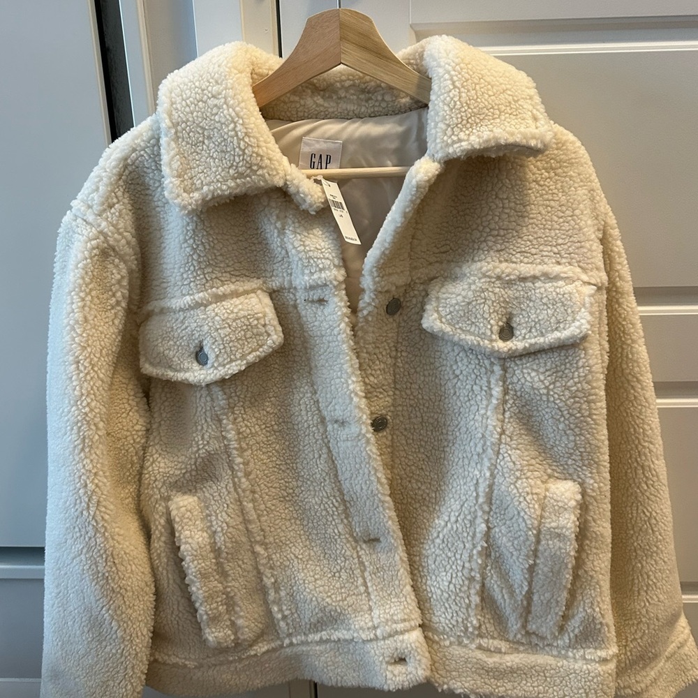 GAP Off-White Sherpa Jacket